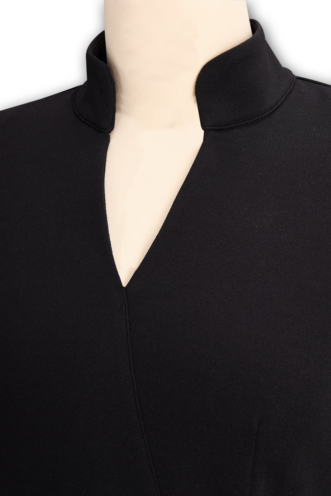 Selvianeé | Refined Black Belted Dress