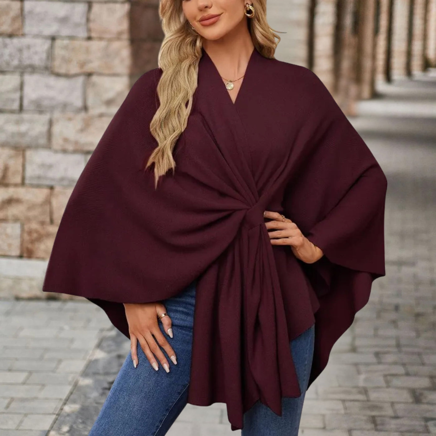 Corviellea | Chic Elegant Poncho