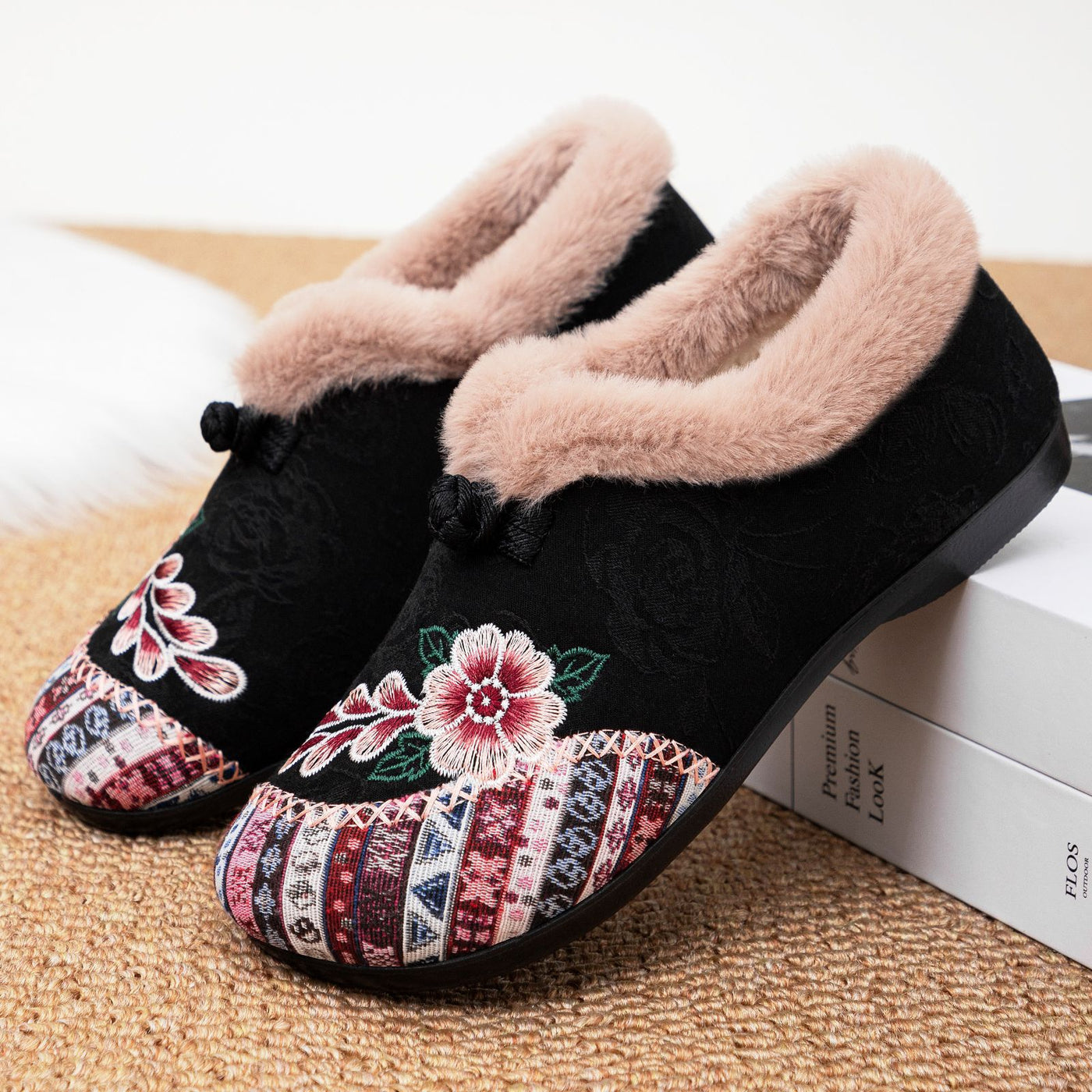 Averiellea | Floral Embroidered Warm Shoes