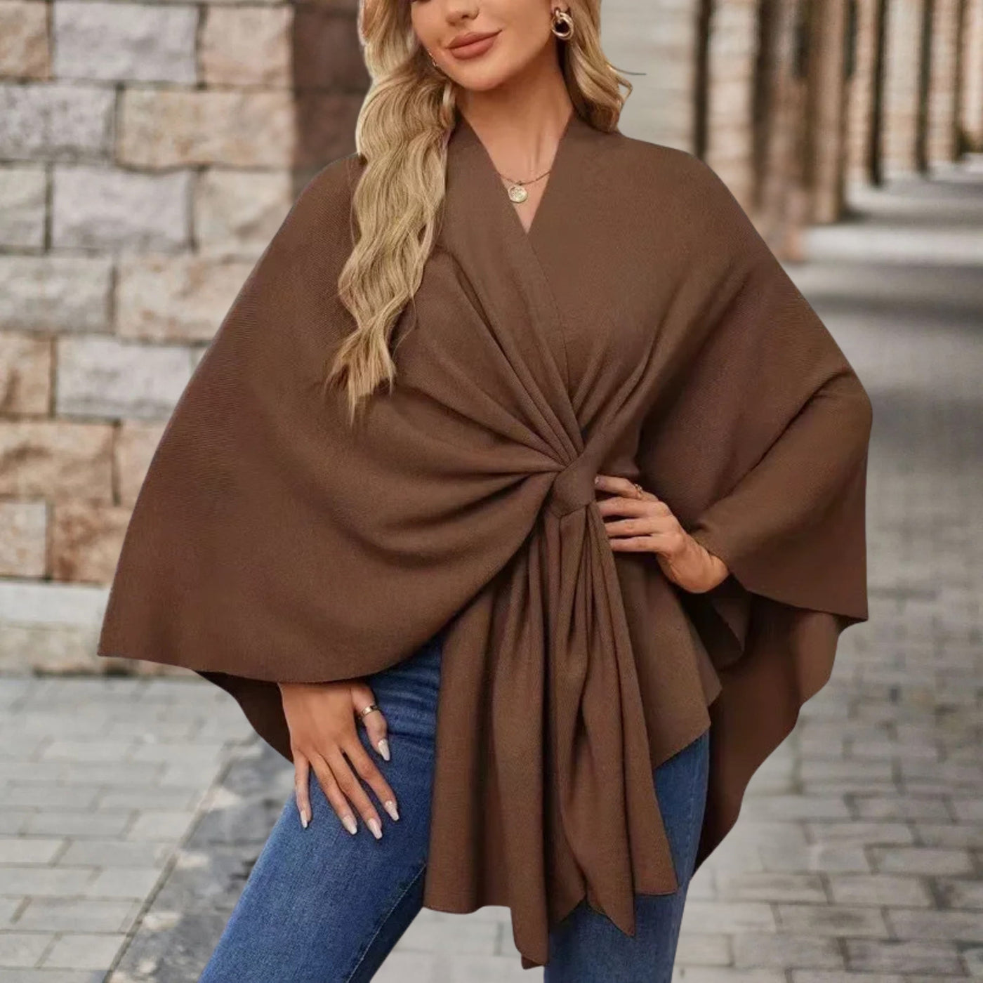 Corviellea | Chic Elegant Poncho