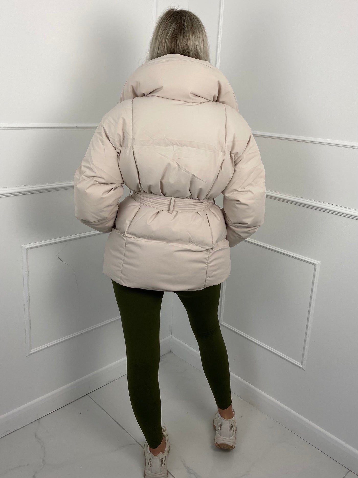 Selvianneé | Short Belted Puffer Jacket