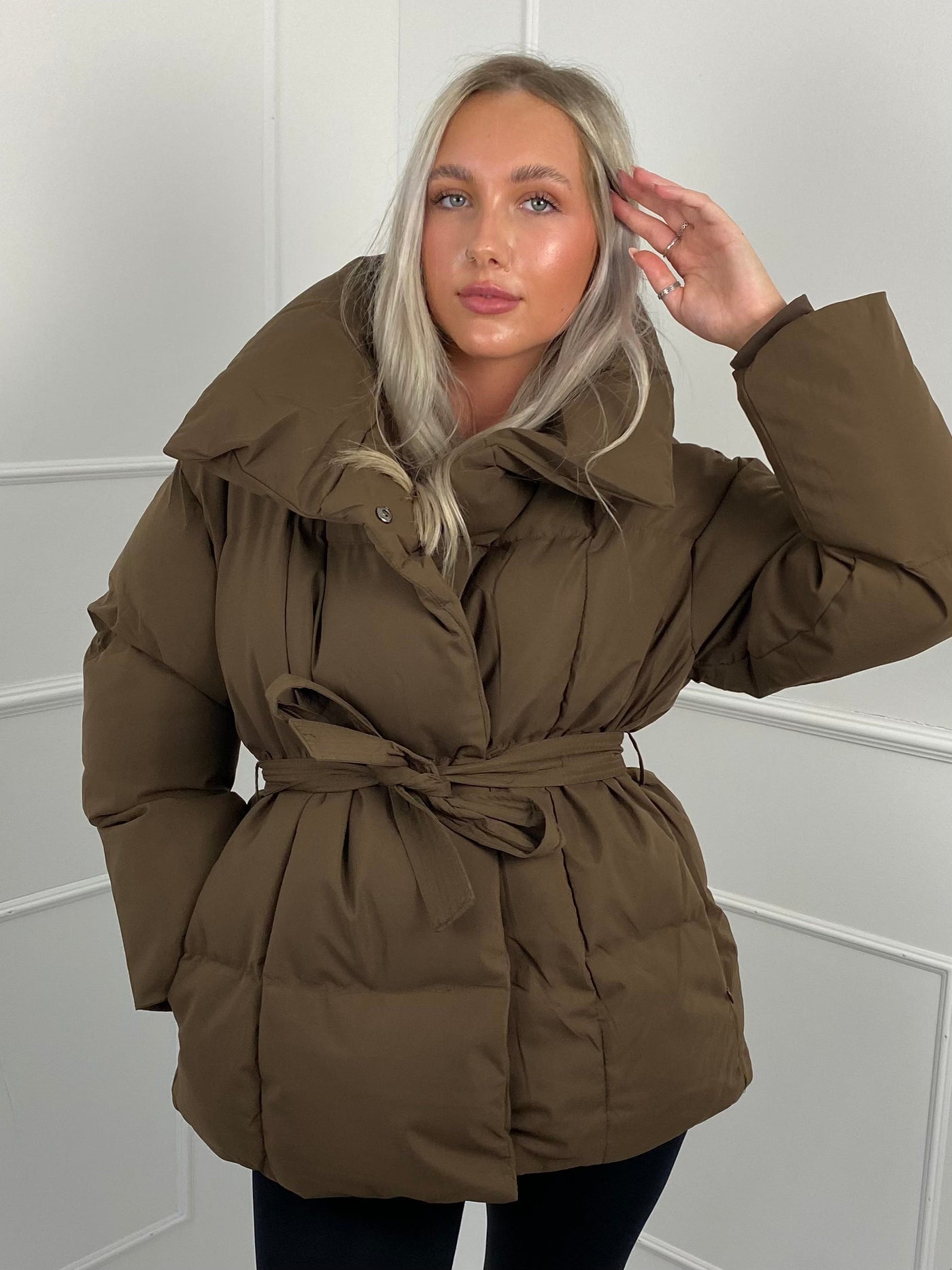 Selvianneé | Short Belted Puffer Jacket
