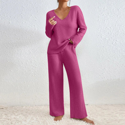 Selvarinnei | Two-piece V-neck Set
