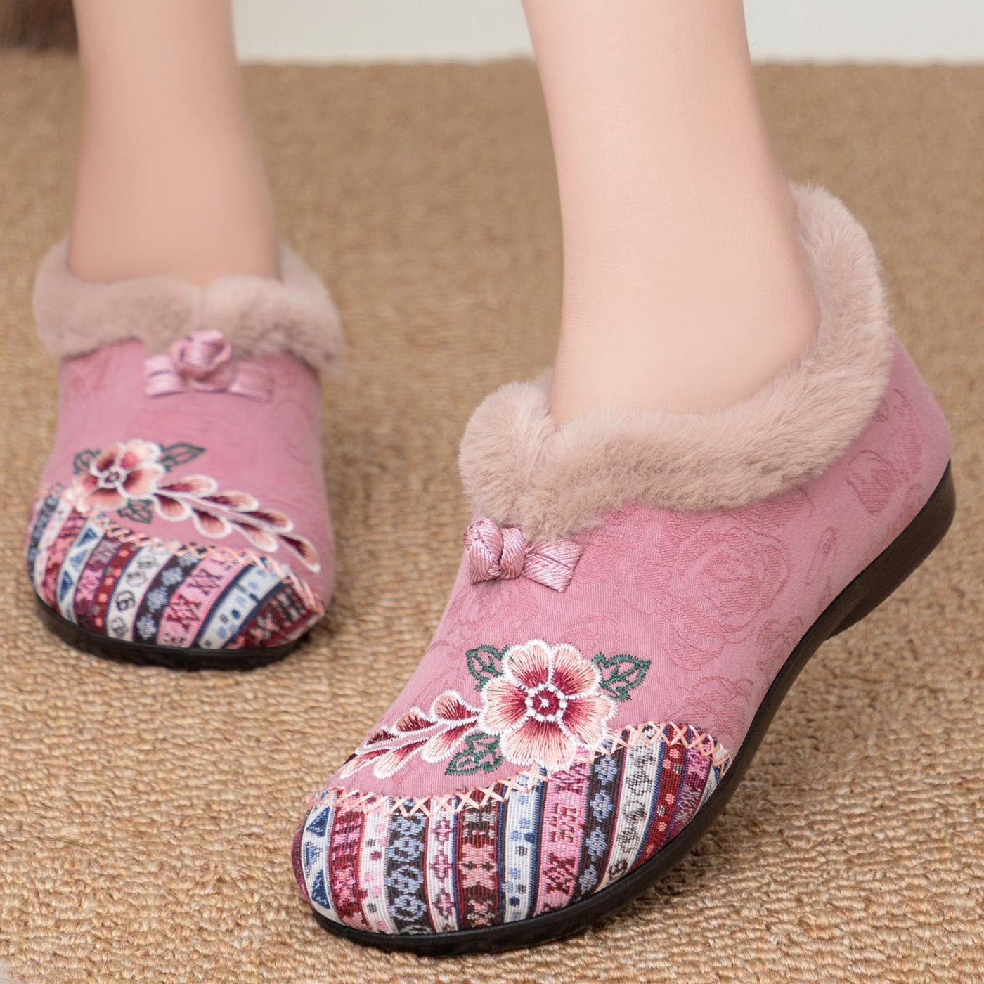 Averiellea | Floral Embroidered Warm Shoes